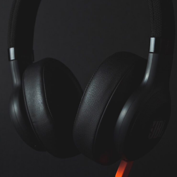 Black Earphone image for portfolio